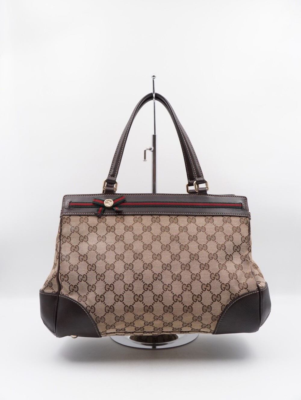 CK26 💕 Gucci GG Canvas Mayfair Tote